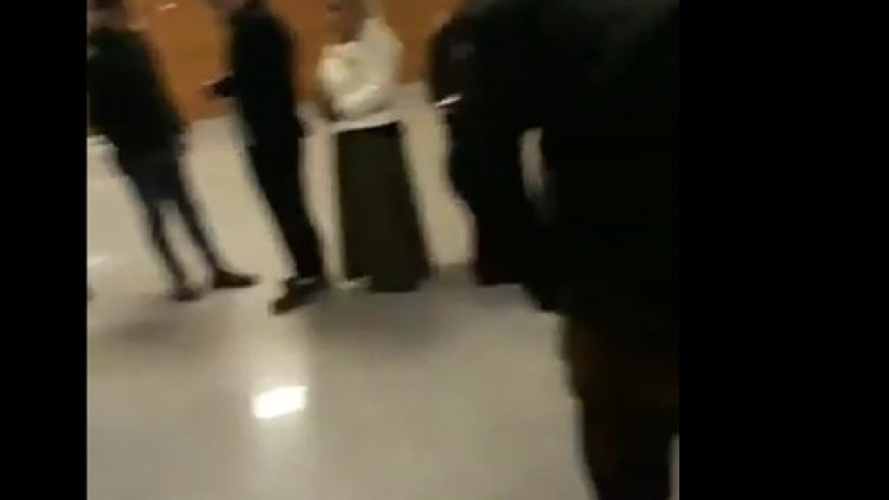 Vatandaşlar muayene olmak için gece sıraya girdi