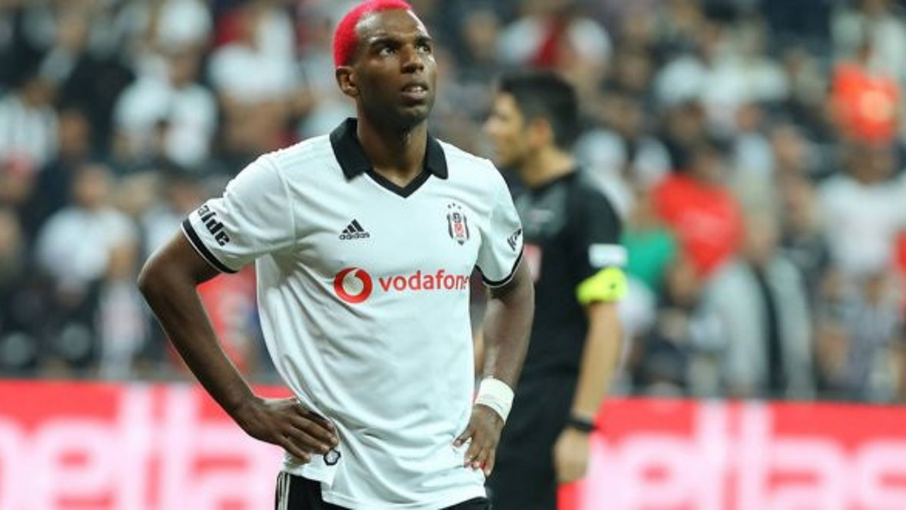 Babel, Twiter’da taraftarla tartıştı