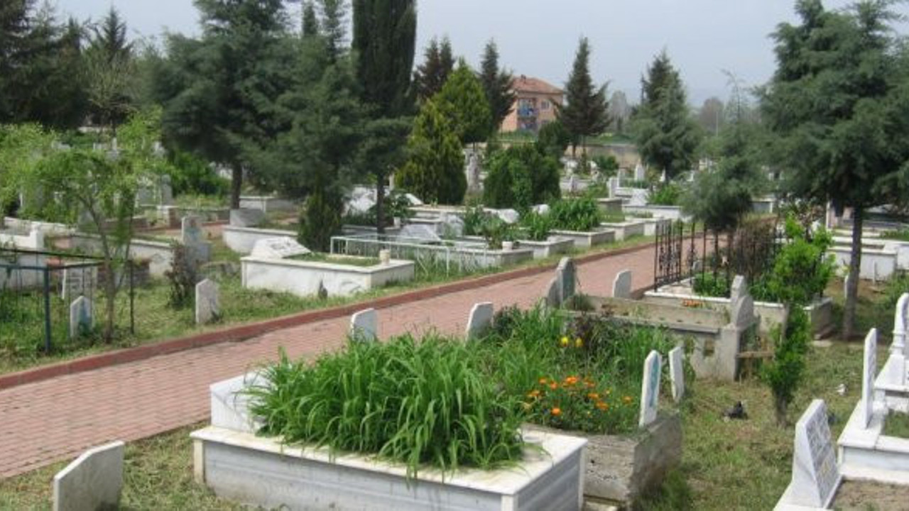 Bursa'da boş mezar kalmadı!