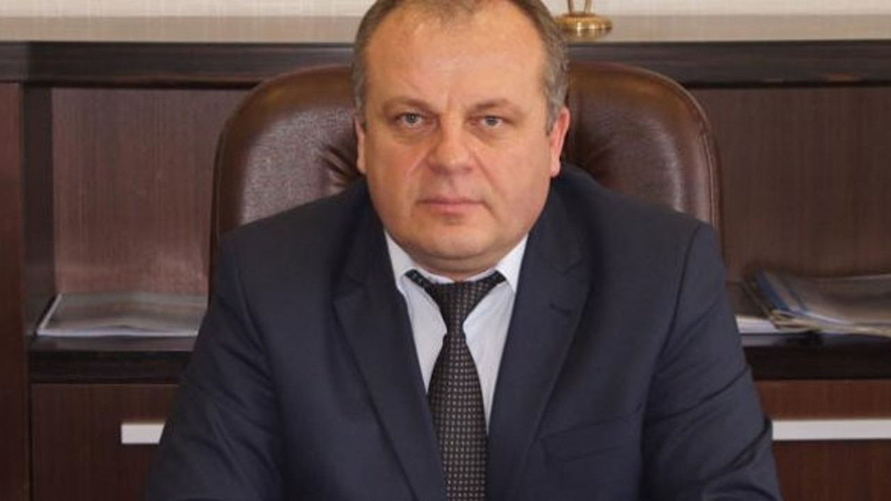 FETÖ'den aranan yönetmenin ağabeyi, AKP'den aday adayı!