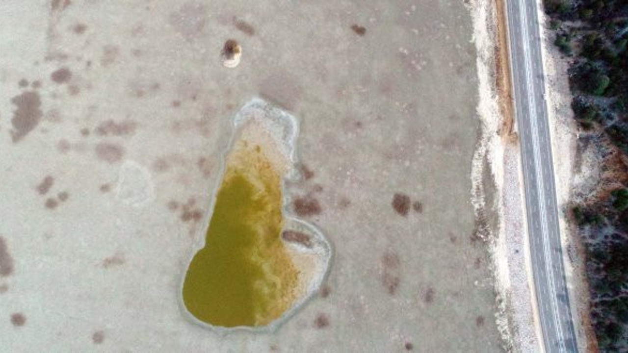 850 hektarlık göl, futbol sahası kadar kaldı!