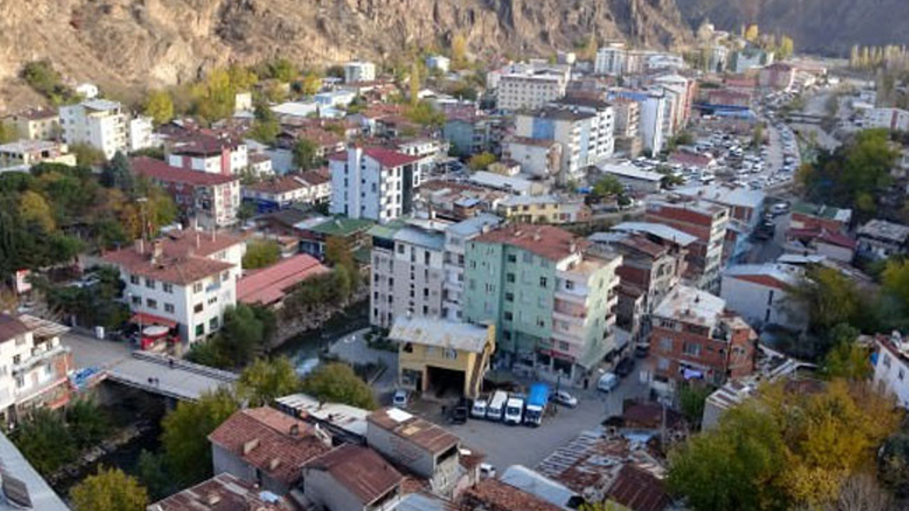 Yusufeli ilçesi 7'nci kez taşınıyor