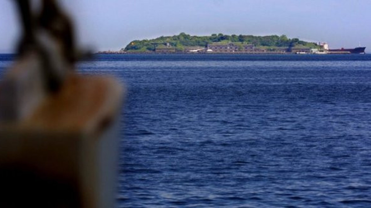 Danimarka’dan sığınmacı kararı