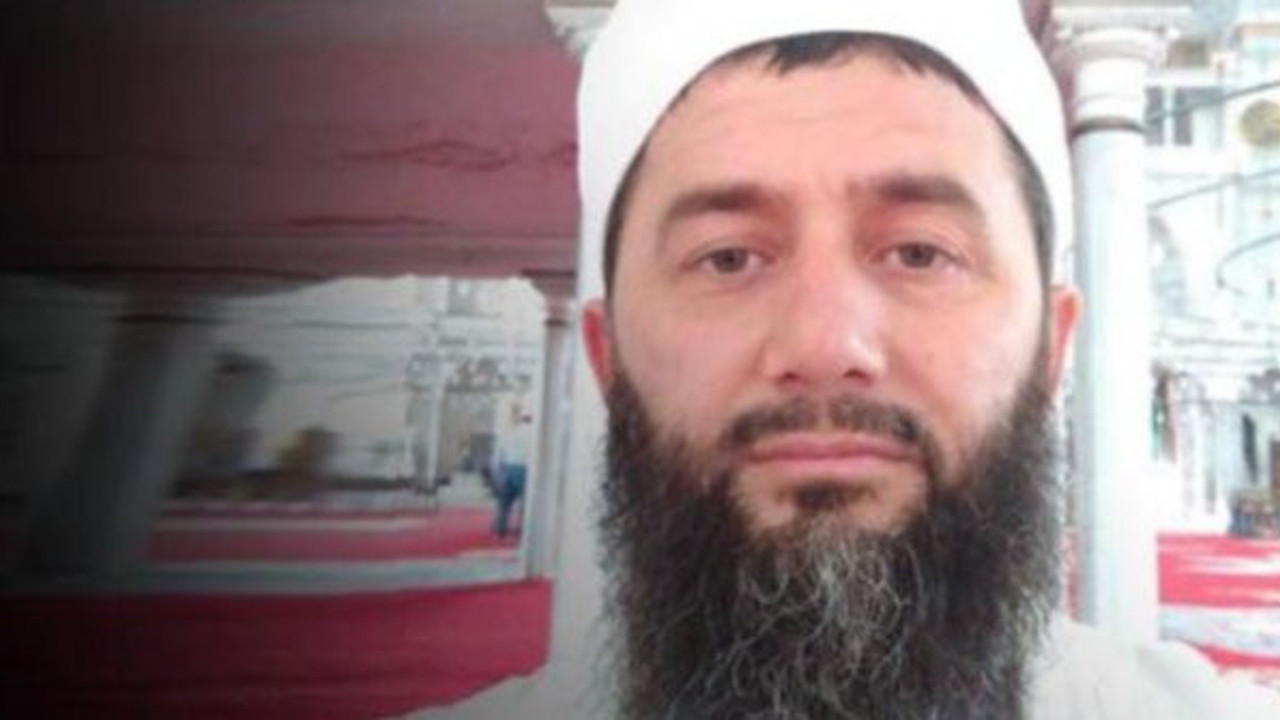 İmam: "Kadınlar münafıktır, yönetici olamaz"