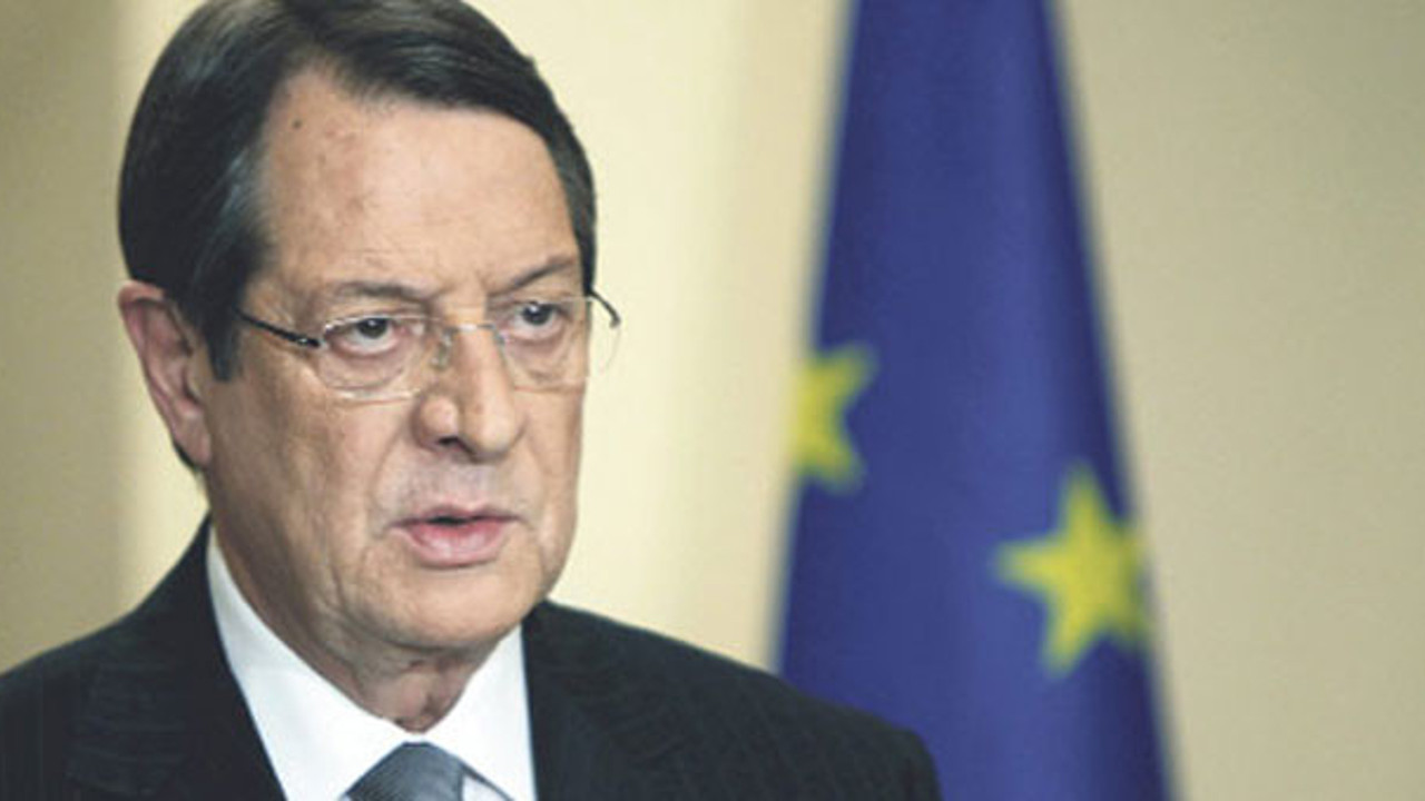 Rum Lider: Kıbrıs'ta asker varlığı son bulmalı