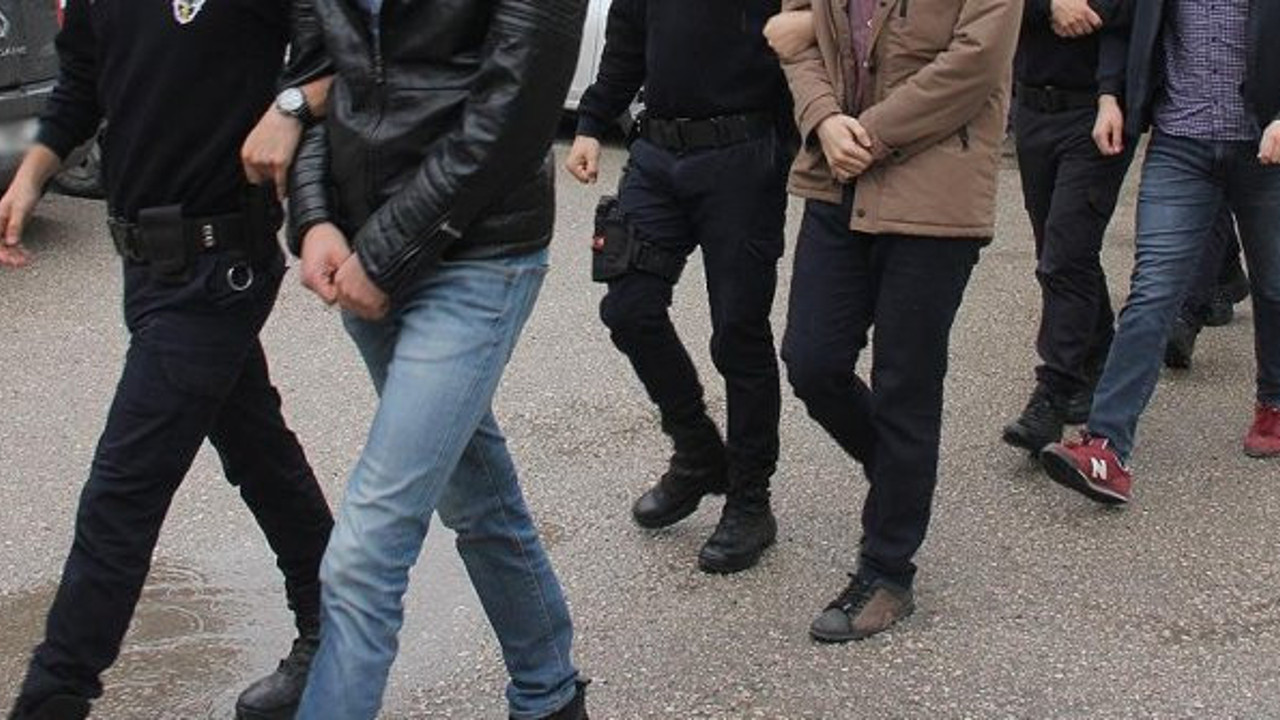 İlçe emniyet müdürüne kaçakçılıktan gözaltı