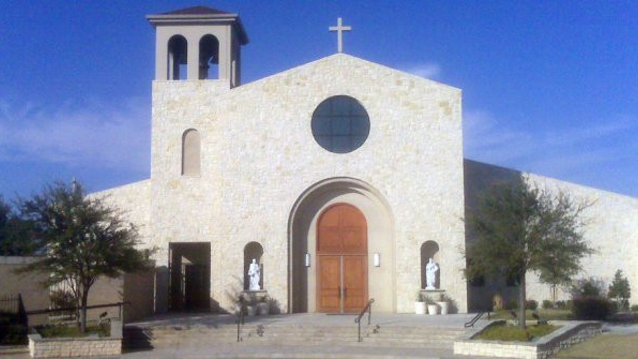 Avusturya'da kiliseye saldırı