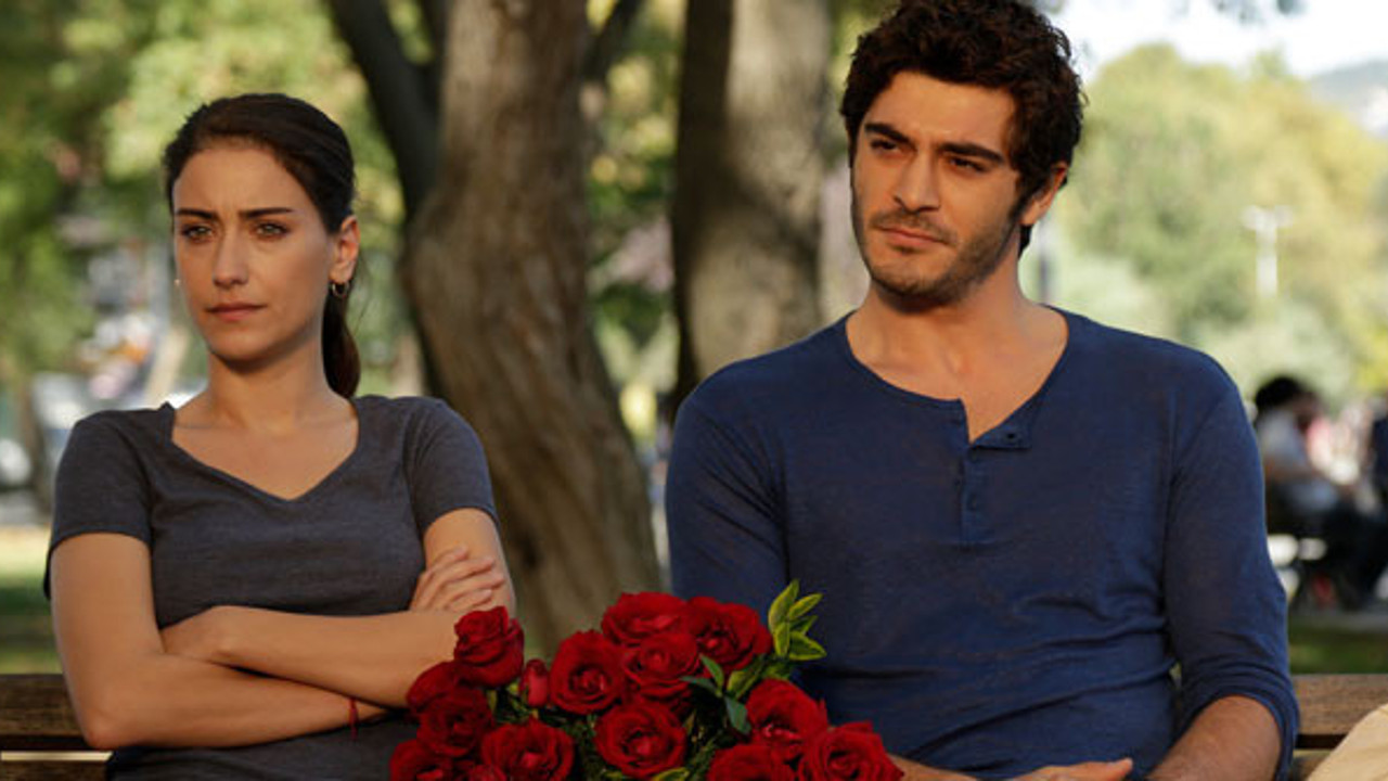Bizim Hikaye'de Nesrin Cavadzade ayrıldı!