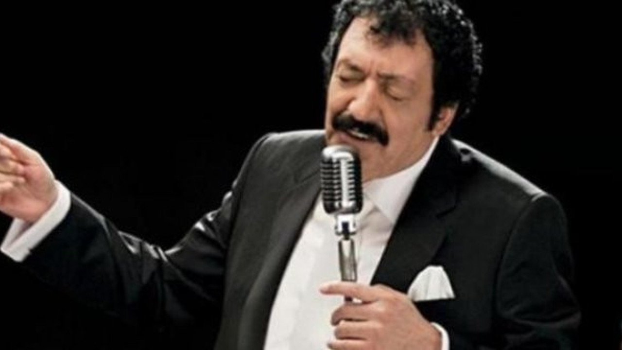 Müslüm Gürses’in gömleği ve yüzüğü açık artırmayla satıldı