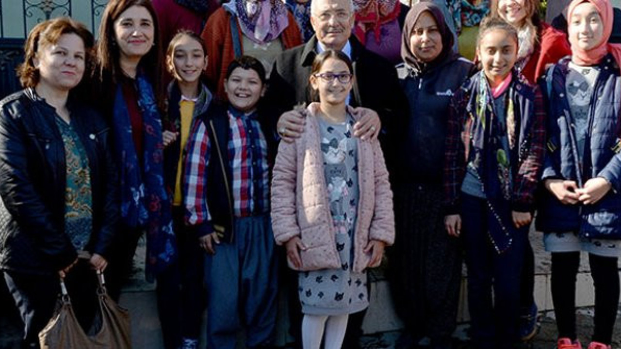 Kocamaz, "Herkesi güneşin etrafında birleştirmeye davet ediyorum"