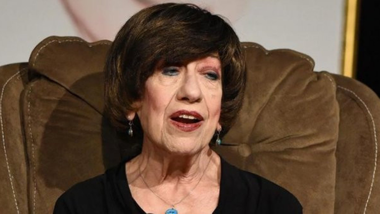 Ayşen Gruda hayatını kaybetti