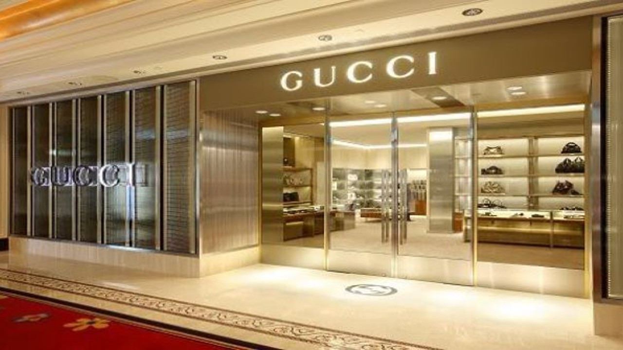 Dev giyim markasına milyar euroluk ceza!