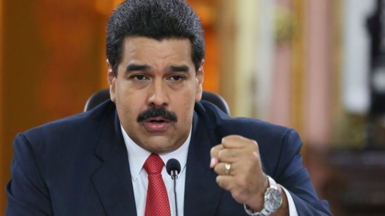 Venezuela ordusu sınırı kapattı: İnsani yardımlar engellendi