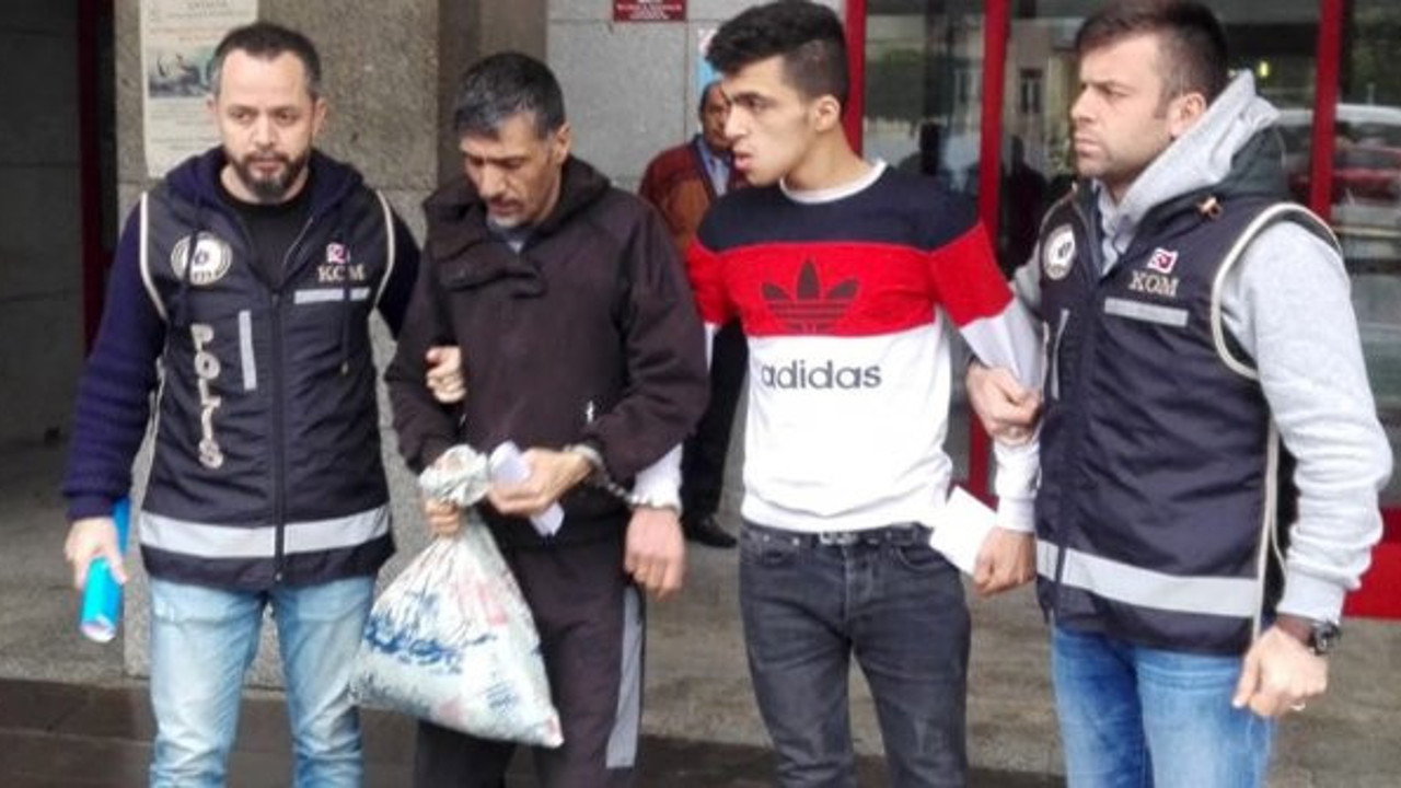 Sahte dolarlarla yakalanan 2 Suriyeli tutuklandı