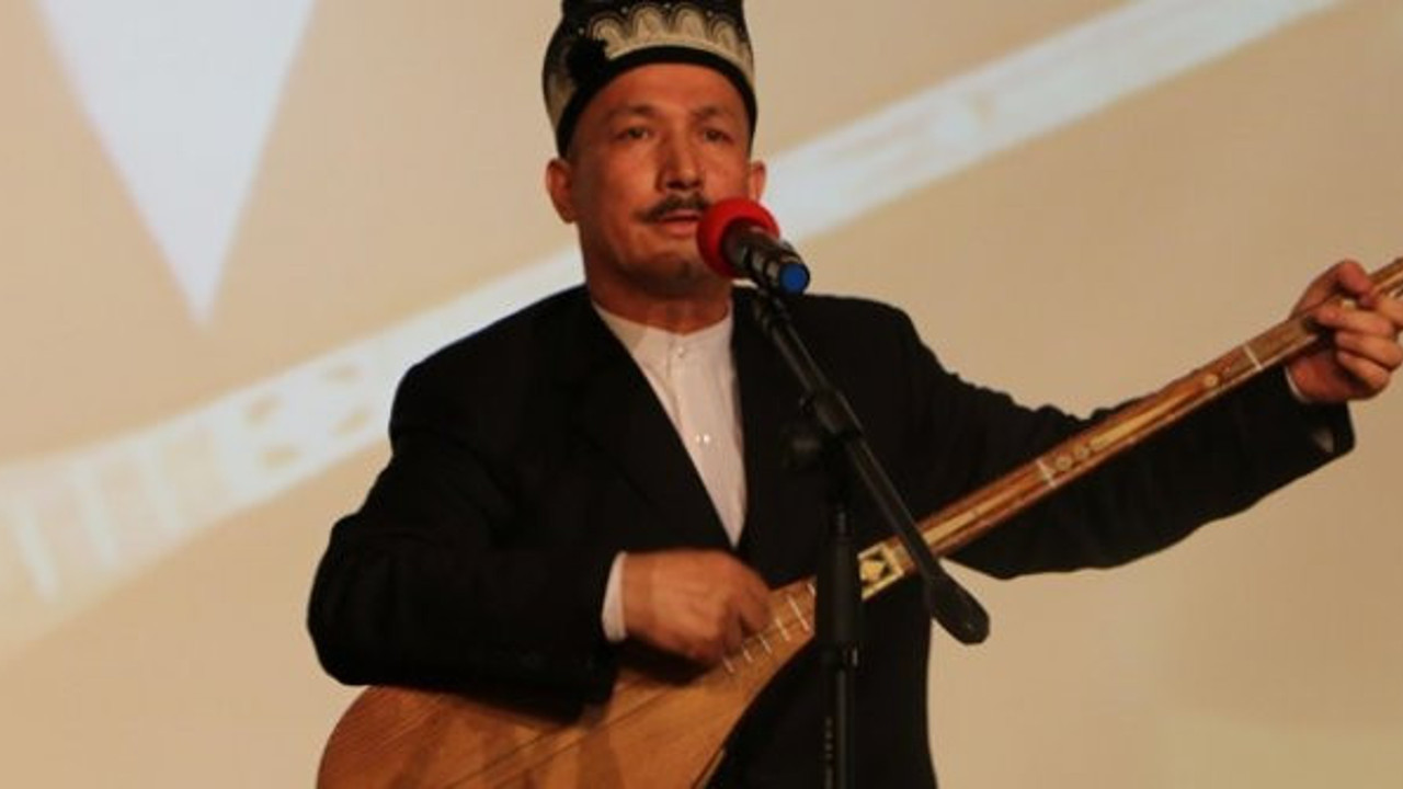 Uygur Türklerinin dünyaca ünlü ozanı Abdurehim Heyit şehit edildi