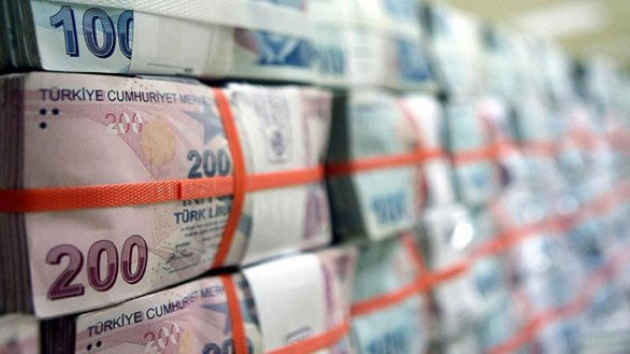 Ülkeye giren kayıt dışı paralara sert eleştiri! "Kara para mı, uyuşturucu mu?"