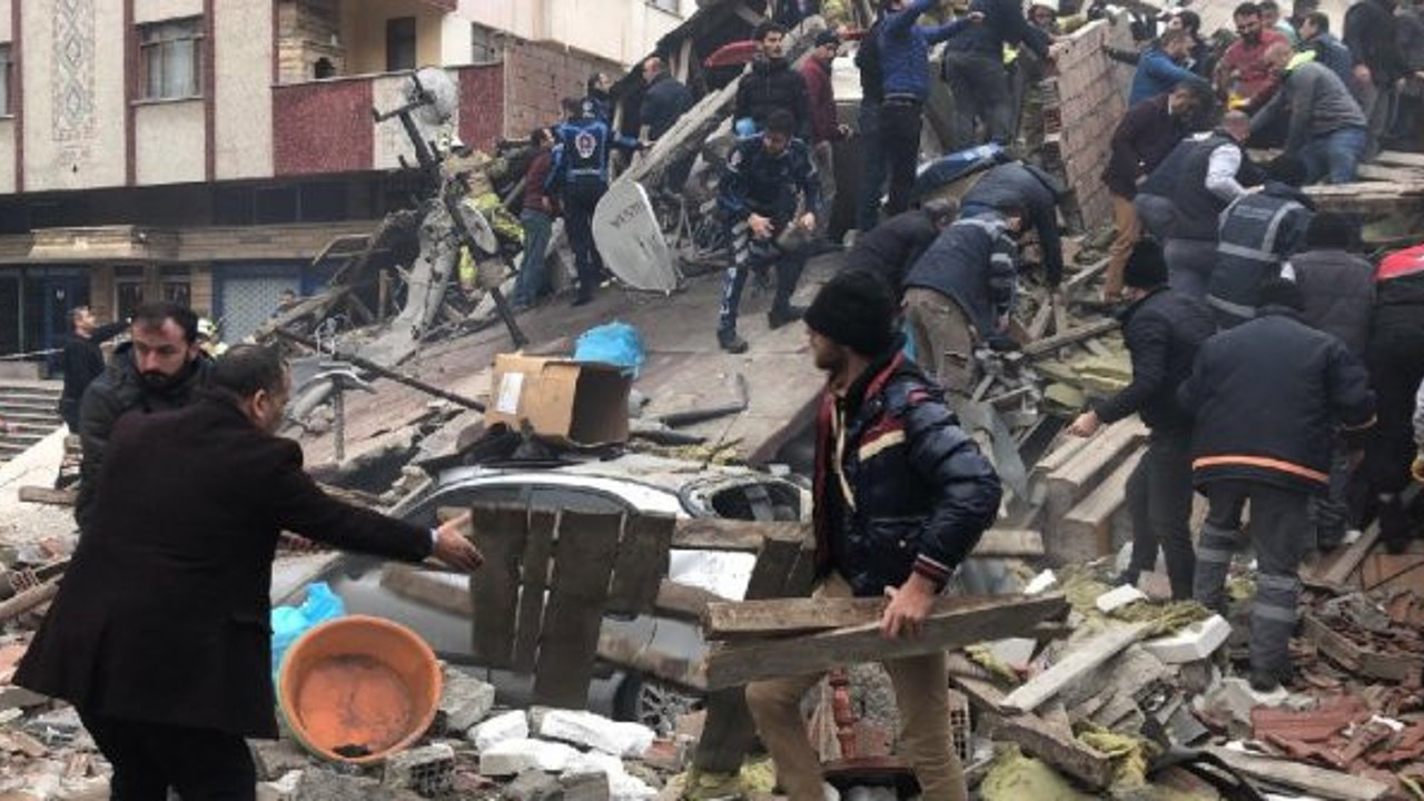 İYİ Partili Naci Cinisli’den Mehmet Sekmen’e çöken bina tepkisi