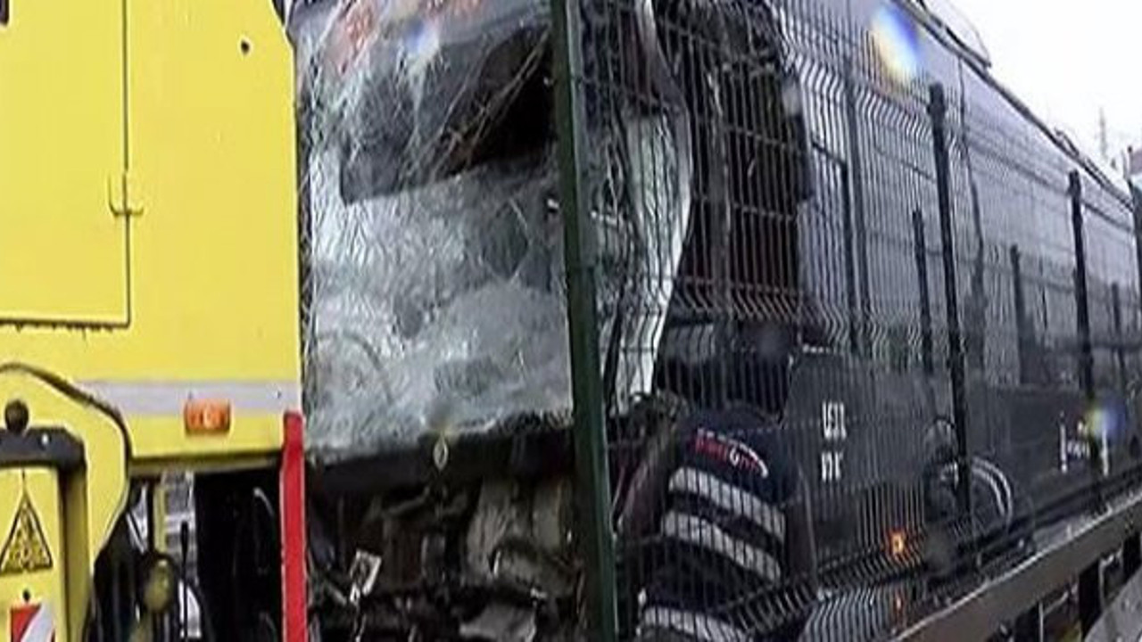 Haramidere'de metrobüs kazası