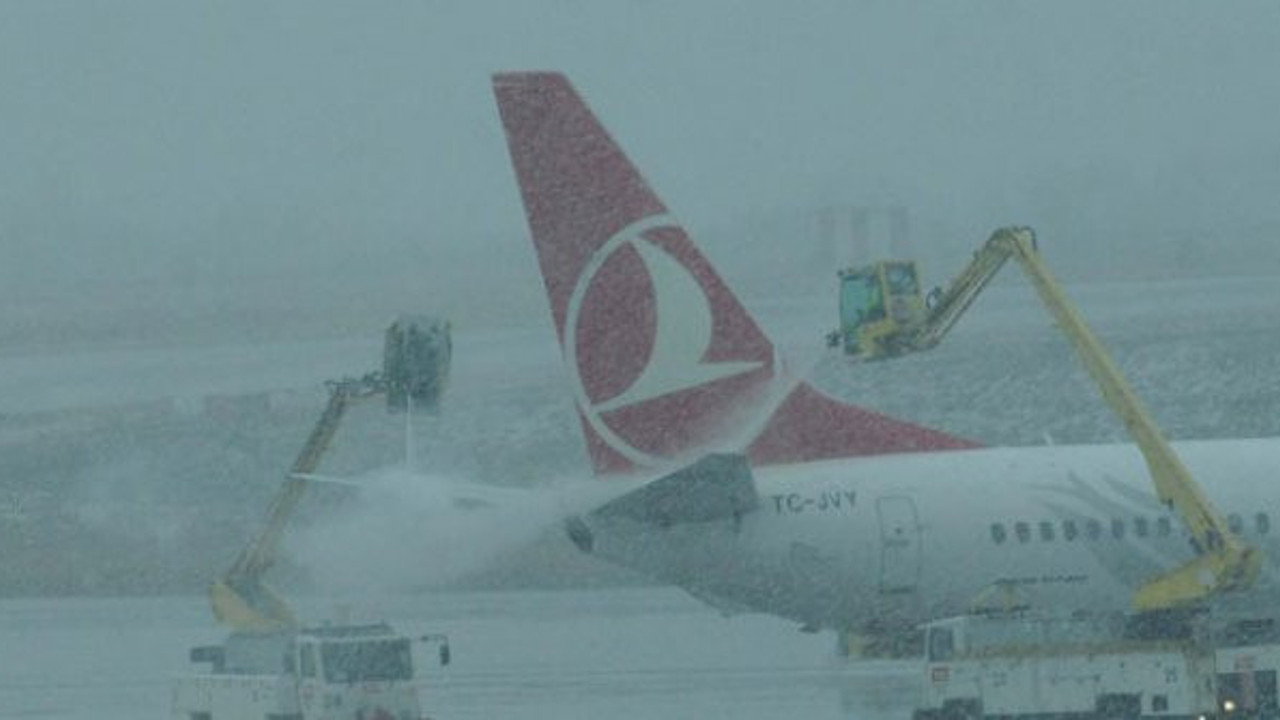 Atatürk Havalimanı'ndan 66 uçuş iptal edildi