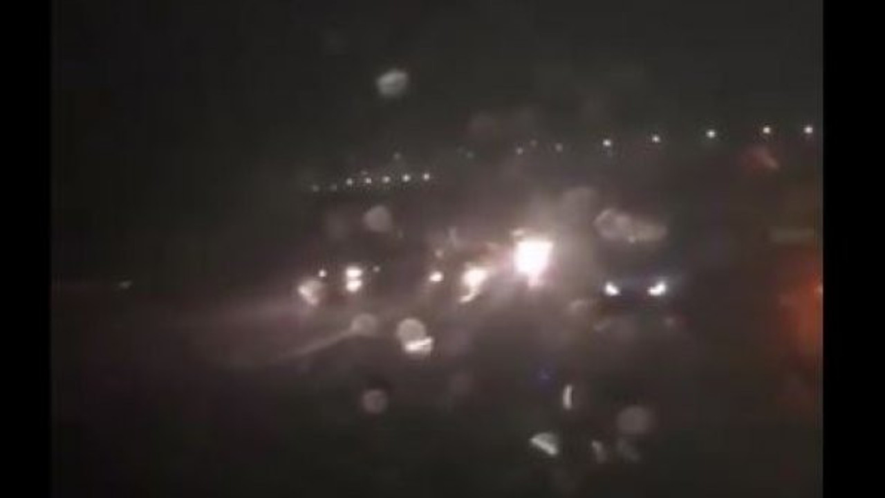 İstanbul Havalimanı'nın kalkış alanı buz pistine döndü