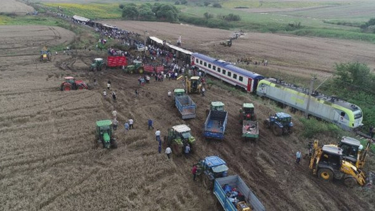Çorlu'daki tren kazasında makinistlere takipsizlik