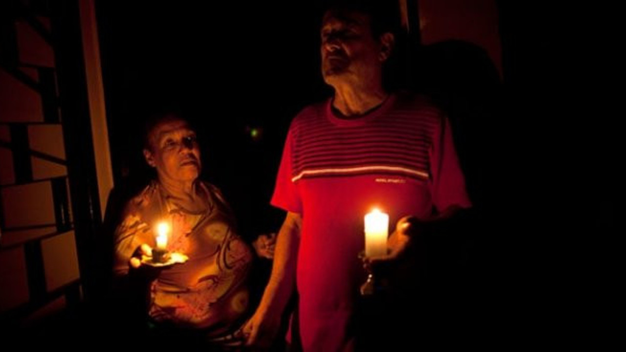 Venezuela'da 'sabotaj' iddiası