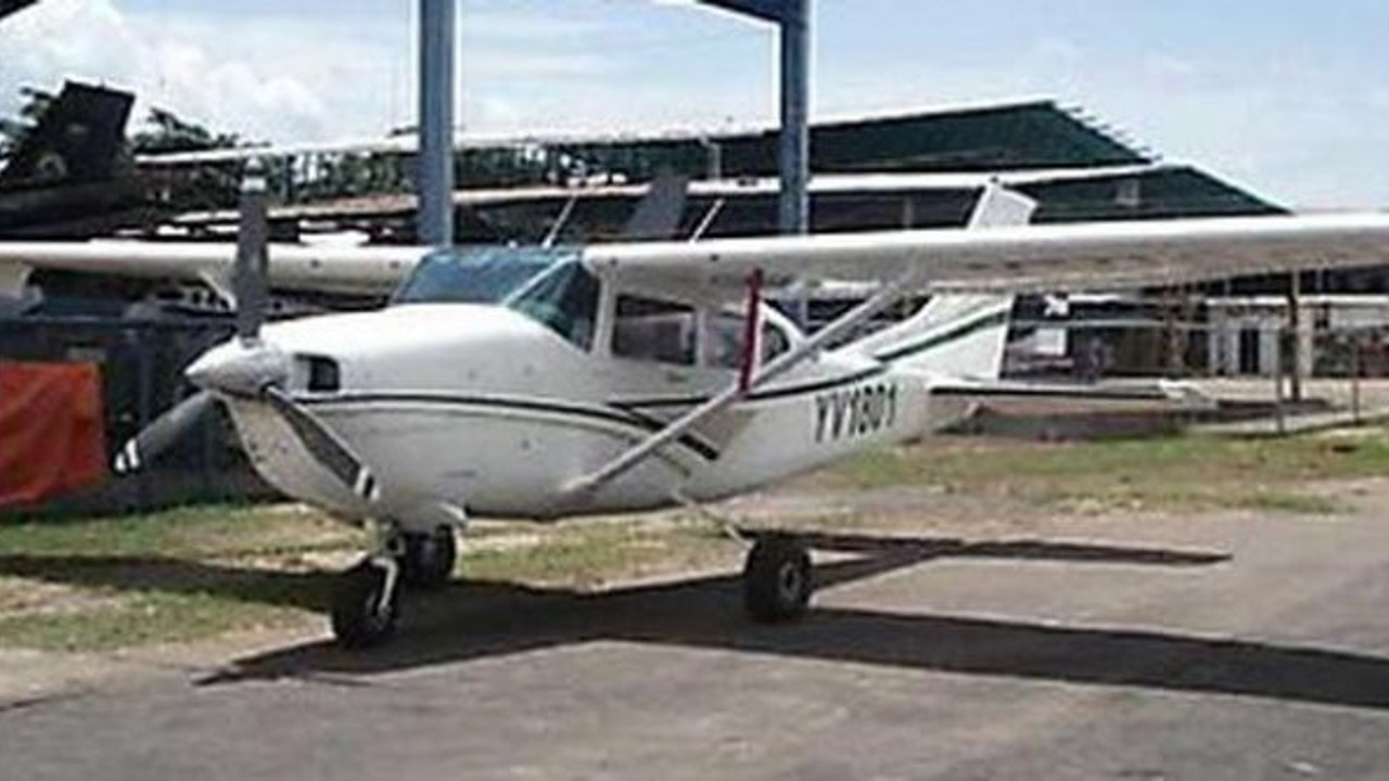 Venezuela'da uçak düştü: 5 ölü