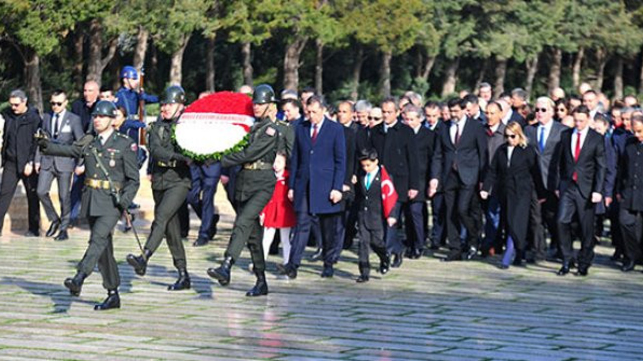 Anıtkabir'de 23 Nisan töreni!