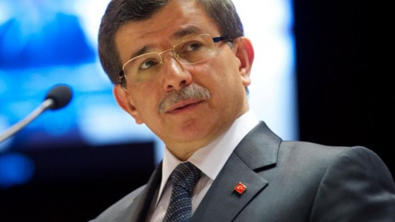 Ahmet Davutoğlu için flaş iddia: "Sahaya iniyor!"