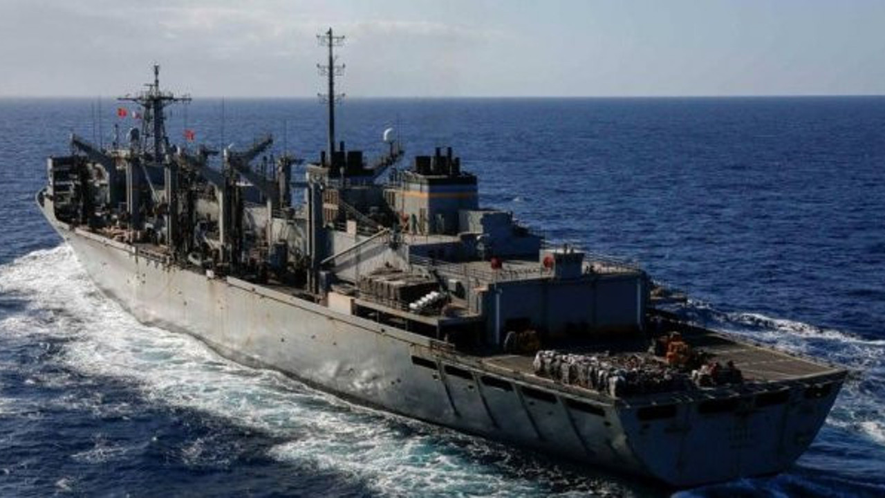 İran’dan ABD’ye: “Uçak gemisi hamle yaparsa vururuz”