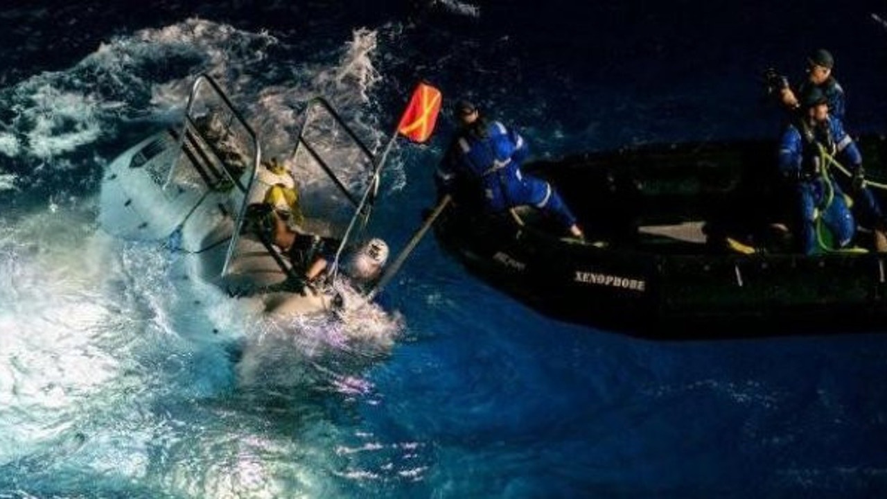 Victor Vescovo'nun rekor dalışı: 11 kilometre derinde plastik bulundu