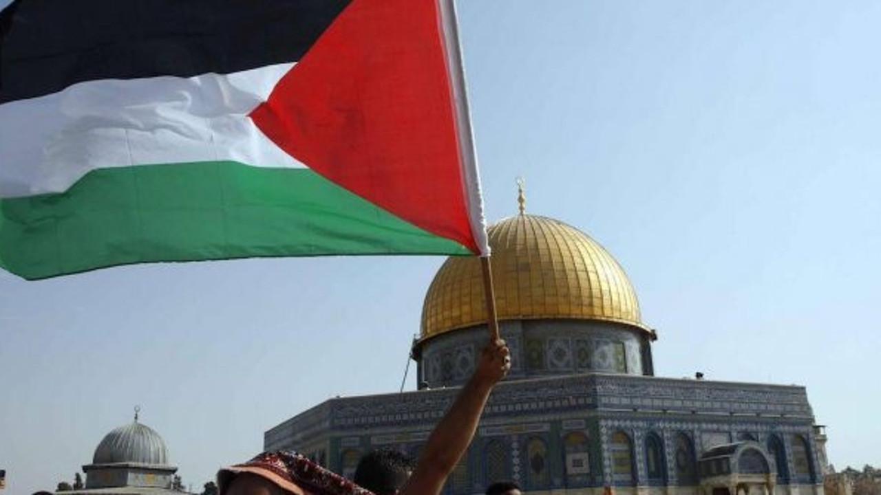 İran'dan Filistin'e referandum çağrısı