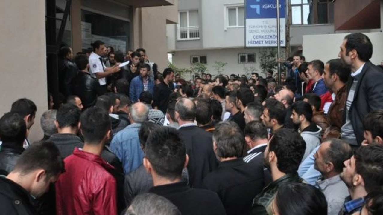 Aykut Erdoğdu: “Ülke tarihinde hiç bu kadar işsiz olmadı”