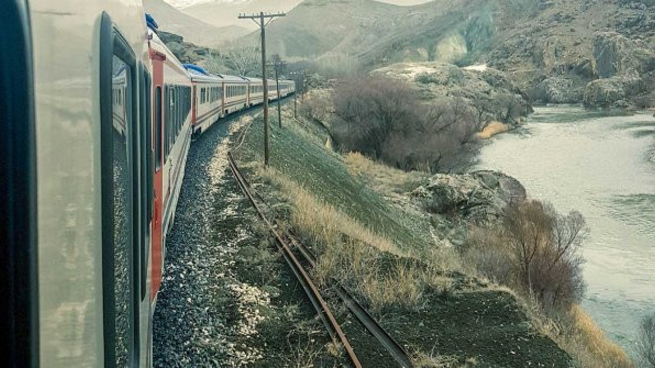 Turistik Doğu Ekspresi ilk seferine bugün başlıyor
