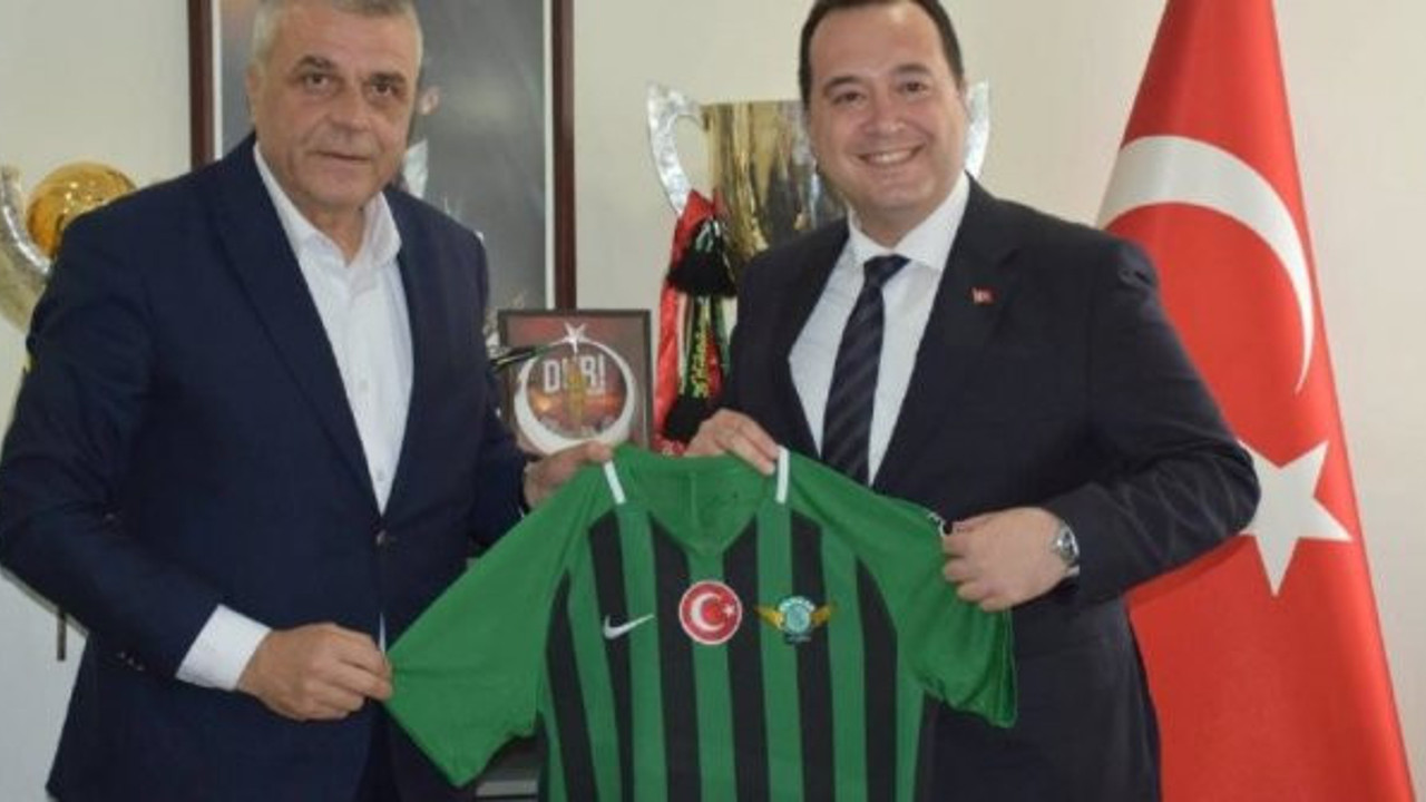 CHP'li Başkan Akhisarspor ile yapılan tüm sözleşmeleri feshetti