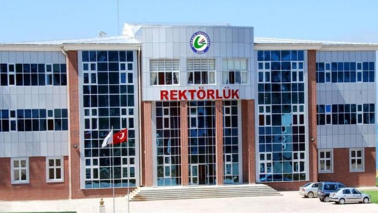 AKP'nin adayı rektör vekili oldu!