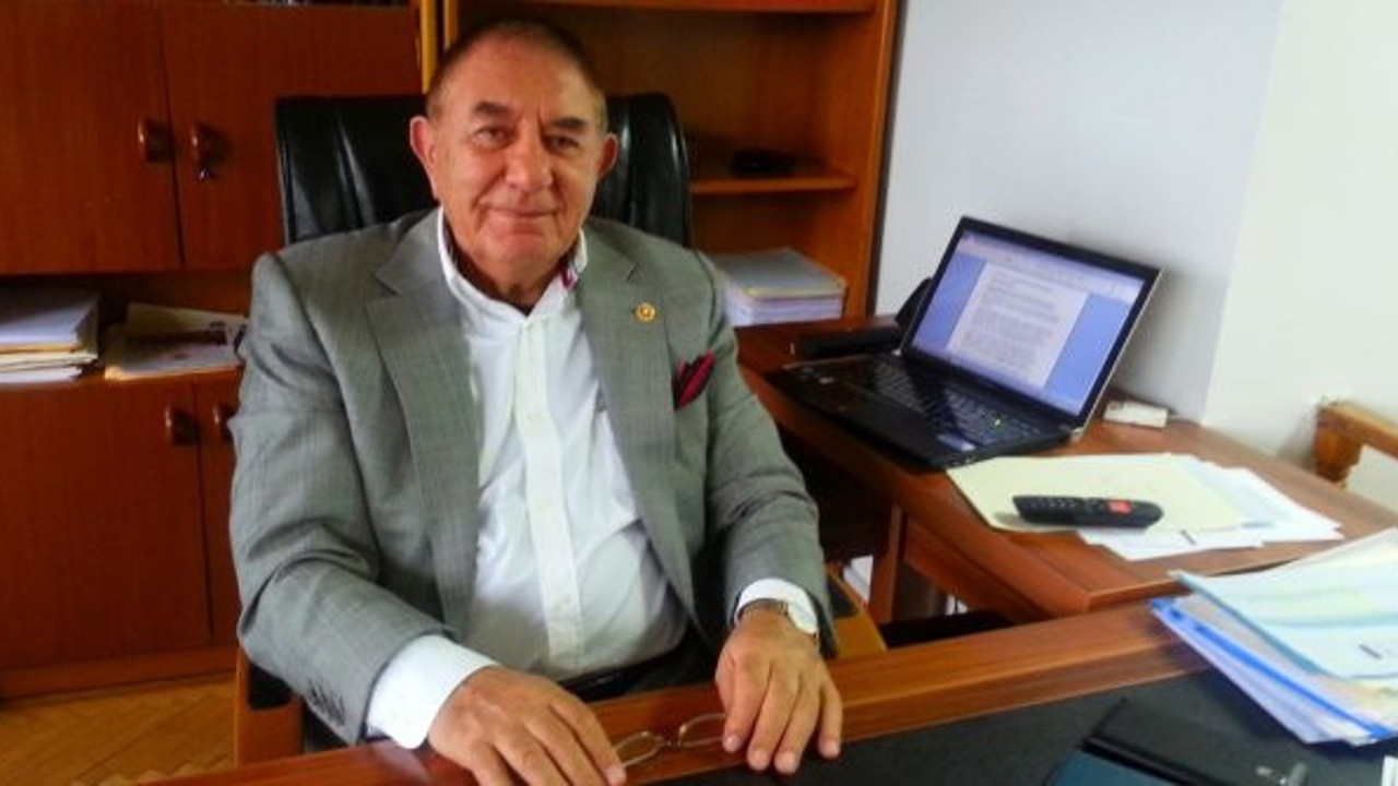 Esfender Korkmaz'a büyük ödül