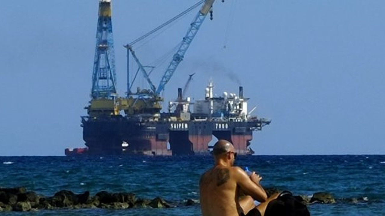 Yunanistan'dan, Girit açıklarında sondaj