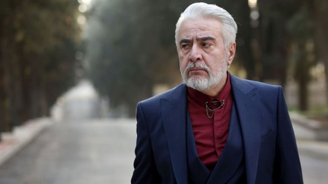 Uğur Yücel stand-up ile sahnelere dönüyor