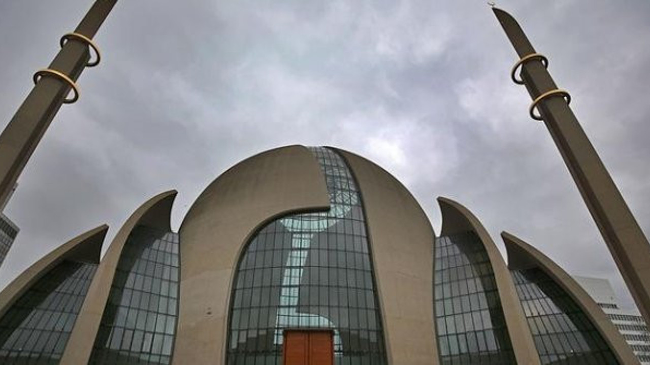 DİTİB camilerine bombalı saldırı tehditleri artıyor