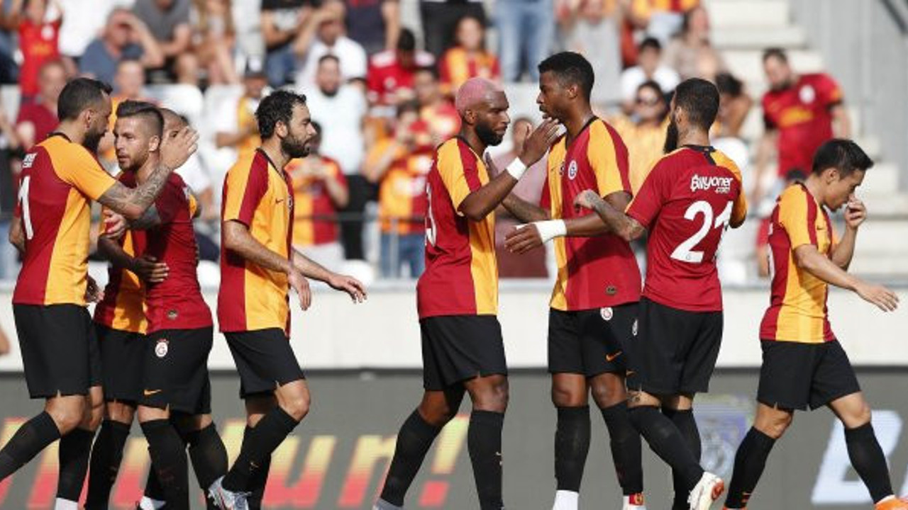 Galatasaray 3 dakikada 3 golle yıkıldı