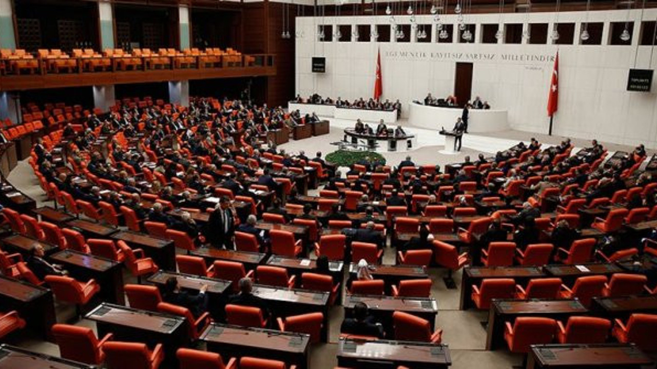 "AKP içerisinde bile sistemden yakınanlar var"