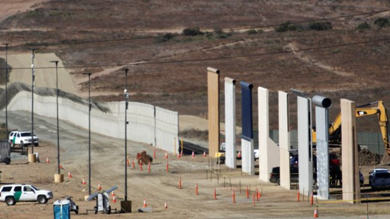 İYİ Partili Özdağ: "Göçü önlemek için duvar inşa eden ABD, Suriyeliler kalsın istiyor"