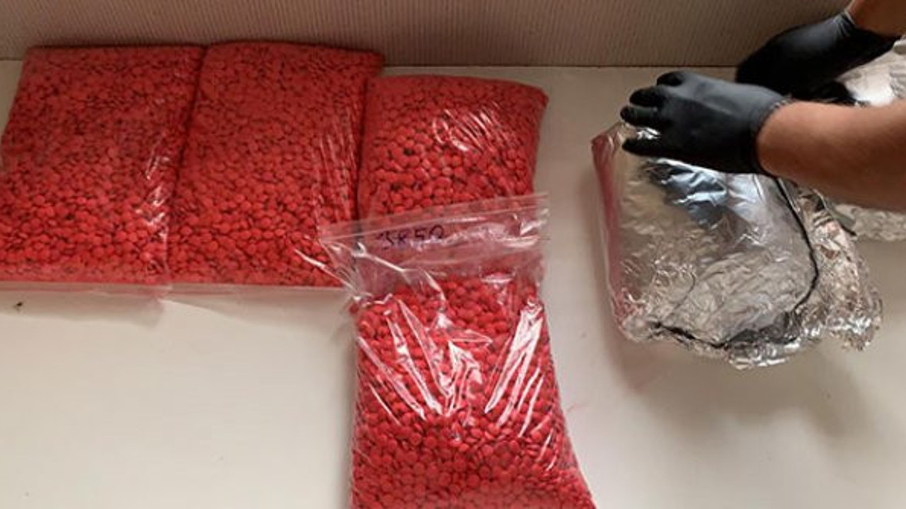 Seyhan'da 40 bin uyuşturucu hap ele geçirildi