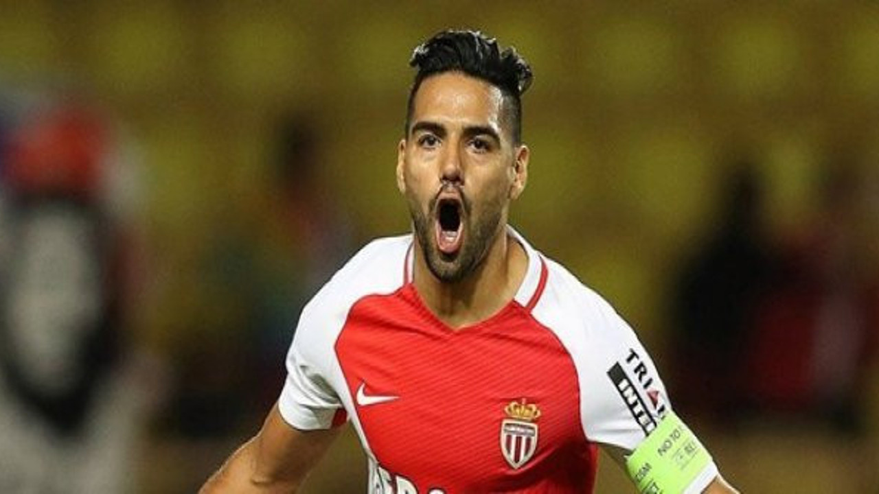 Falcao'dan Galatasaray taraftarını heyecanlandıran paylaşım!