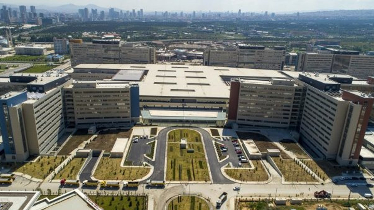 CHP'li Bulut: "Şehir hastaneleri kör bir kuyu gibi"