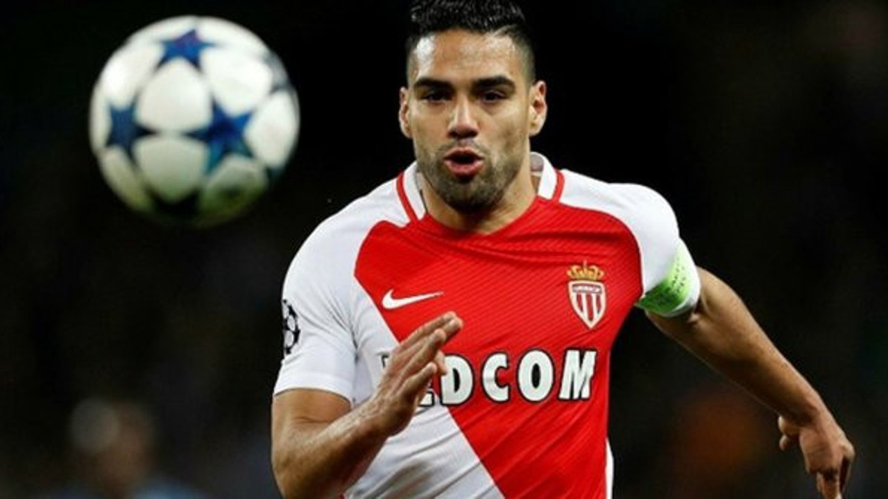 Falcao ve Andone sağlık kontrolünden geçti