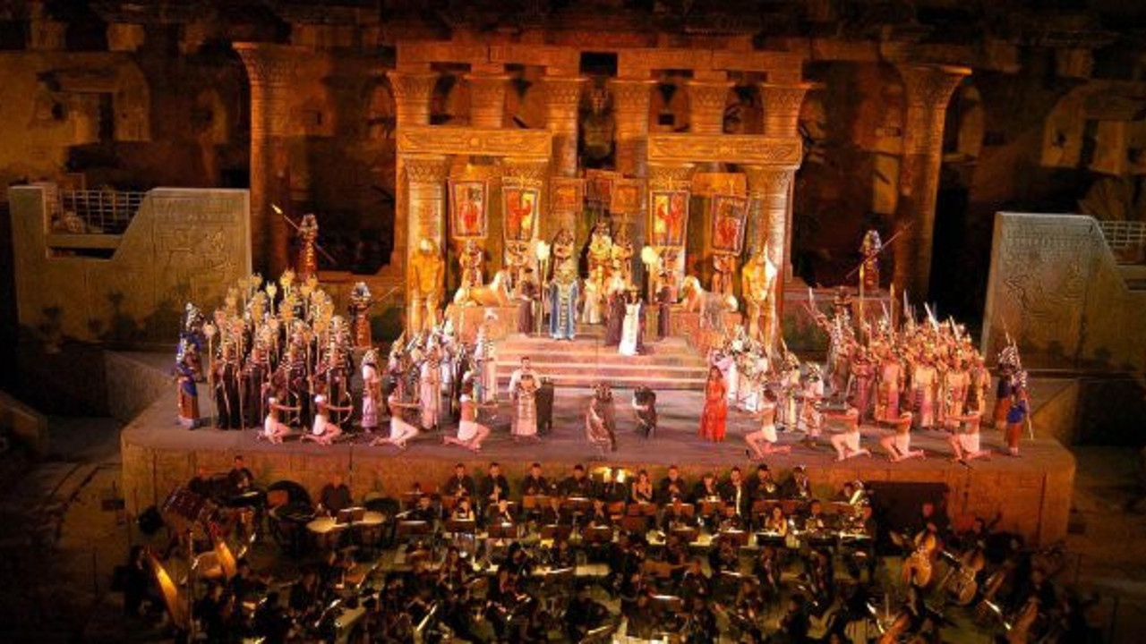 Opera ve Bale'nin 'idddialı' eserleri Aspendos'ta