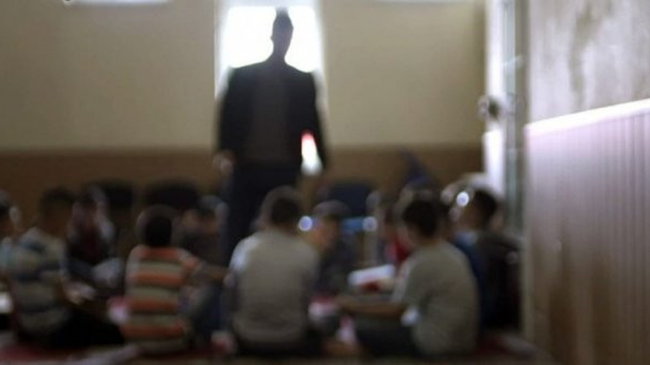 Yeni Şafak yazarı Kılıçarslan: "Çocuk istismarından Kemalistler sorumlu"