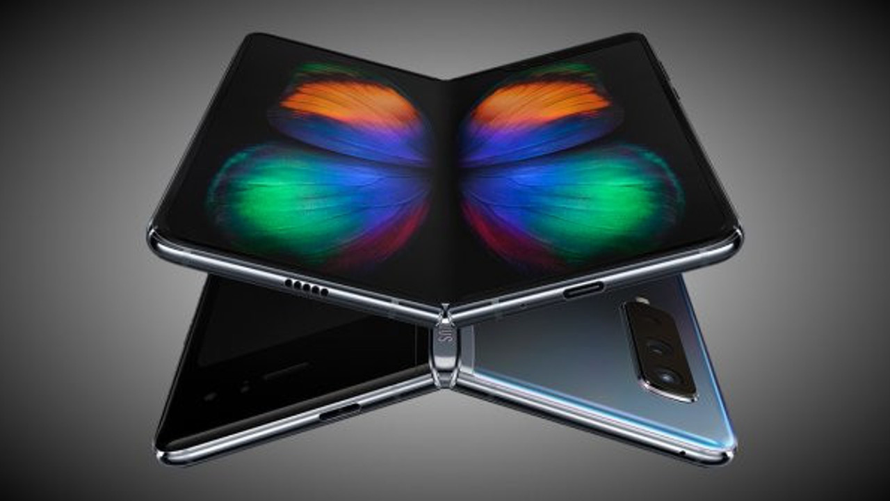 Samsung, o telefonun ön siparişlerini iptal etti